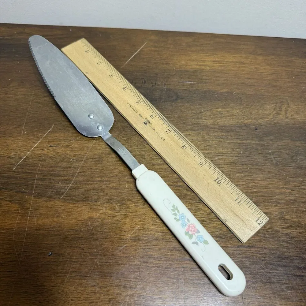 Vintage Robinson Stainless 12 Pie Server Serrated Spatula Floral Handle Cottage